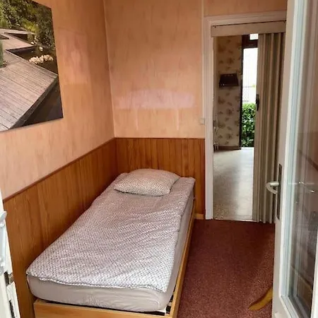 Ferienhaus Maison Calme Proche Paris Le Plessis-Robinson
